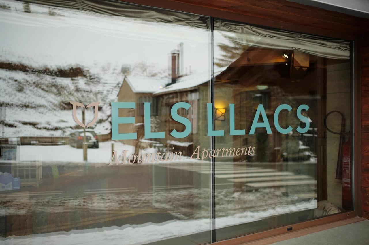 Apartaments Els Llacs Bordes d'Envalira ภายนอก รูปภาพ